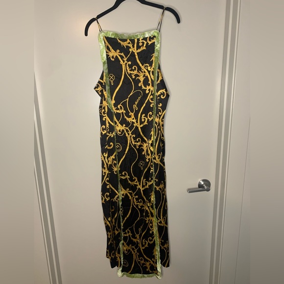 NWT Ganni Black Panel Ruffle Slip Dress, 36, green trim gold chain print - Picture 8 of 12